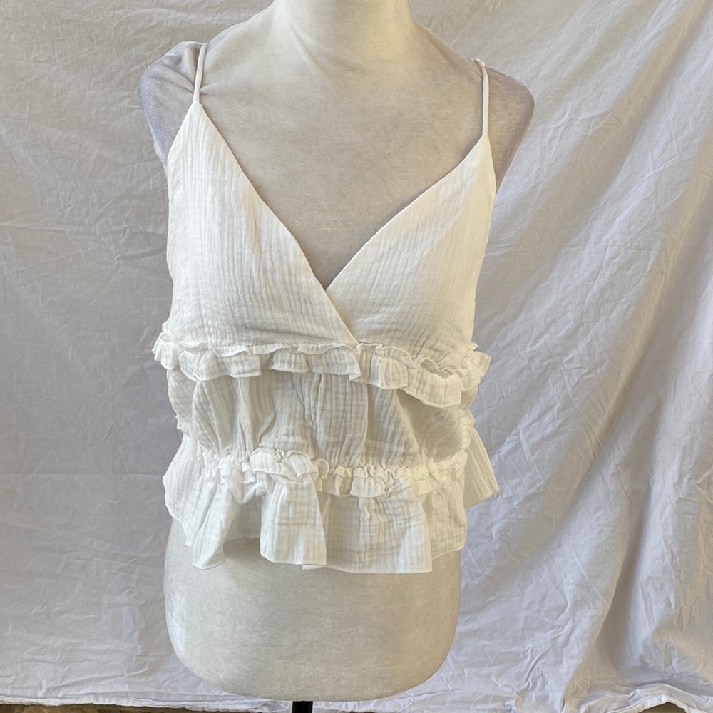 NWT white tiered, cropped tank top